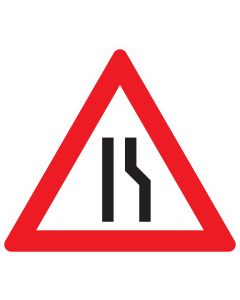 Verkehrszeichen 121-10 „Einseitig verengte Fahrbahn – Verengung rechts“ nach StVO zur Warnung vor einer rechtsseitigen Fahrbahnverengung
