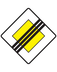 Verkehrszeichen 307 „Ende der Vorfahrtsstraße“ aus Aluminium nach StVO in verschiedenen Größen und Reflexionsklassen für den öffentlichen Straßenverkehr.