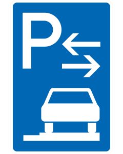 Blaues Verkehrszeichen 315-68 mit weißem P, gegenläufigen Pfeilen und frontal dargestelltem Fahrzeug vollständig auf dem rechten Gehweg