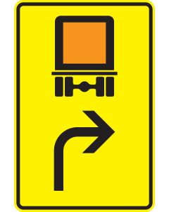 Verkehrszeichen Nr. 442-21 „Kennzeichnungspflichtige Fahrzeuge mit gefährlichen Gütern – rechtsweisend“ mit Gefahrgut-Symbol und rechtsweisendem Pfeil auf gelbem rechteckigem Richtzeichen.